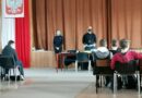Ropczycka policja edukuje młodzież. Cykl spotkań profilaktycznych z uczniami szkół średnich