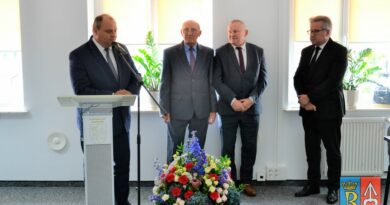 Samorząd Powiatowy podziękował Kazimierzowi Moskalowi za ostatnie 18 lat