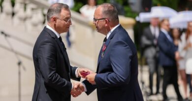 Wójt Ostrowa odznaczony w Pałacu Prezydenckim w Warszawie