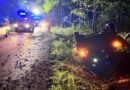 Samochód dachował – trzy osoby trafiły do szpitala