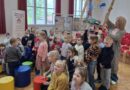 Przedszkolaki poznały tradycyjną technikę tkactwa