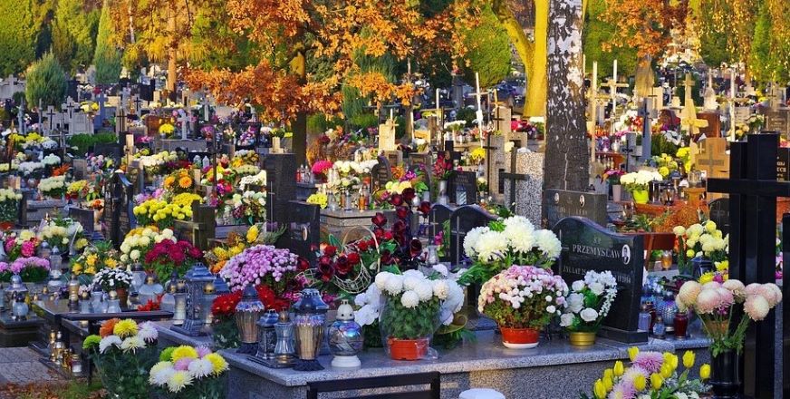 Bezpieczni podczas Wszystkich Świętych