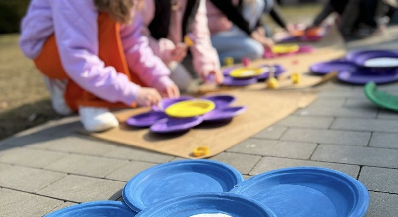 Wiosna rozkwitła przy Szkole Podstawowej w Nawsiu