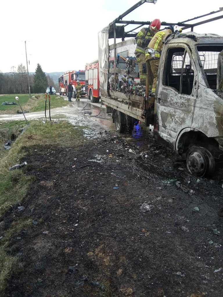Pożar samochodu dostawczego w Zagorzycach