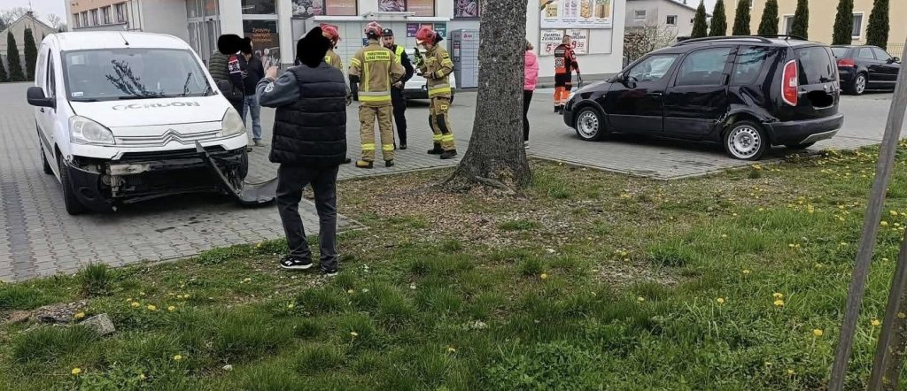 Nie ustąpił pierwszeństwa i doszło do zderzenia pojazdów
