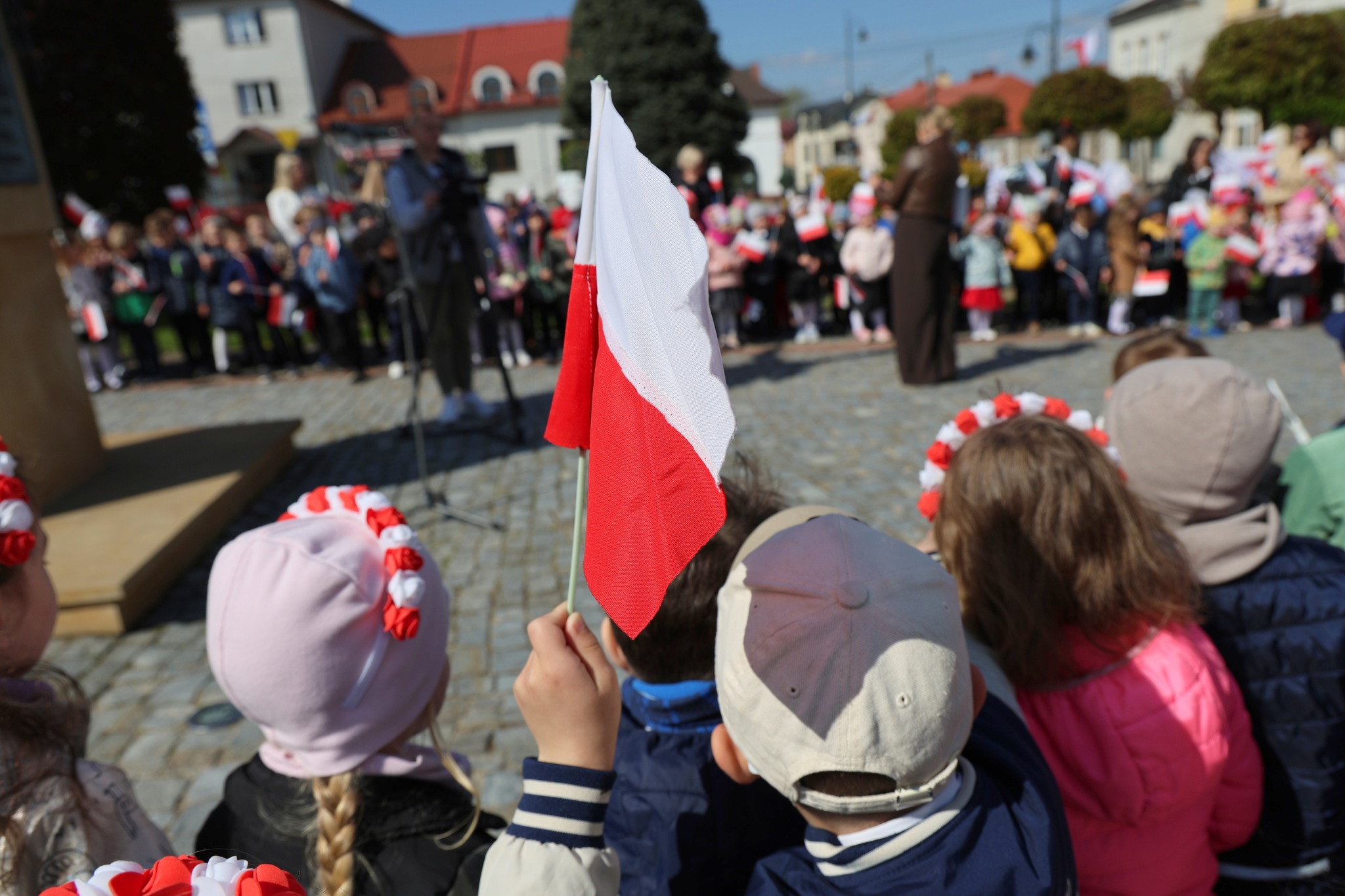 Przedszkolaki z Sędziszowa Małopolskiego i Gminy Ropczyce świętowały Dzień Flagi